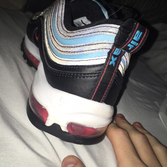 Nike AirMax 97’ - Picture 3 of 5